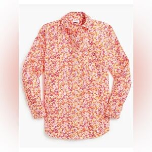 NEW, no tags 
J Crew Lightweight cotton shirt in signature fit
Size Medium